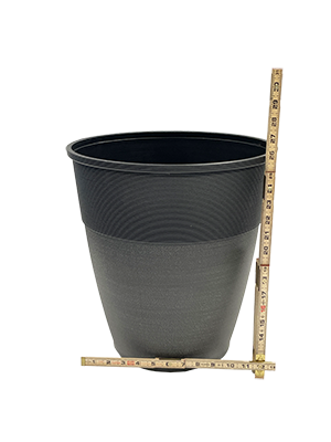 14" Hendrix Planter - Black/Chalk